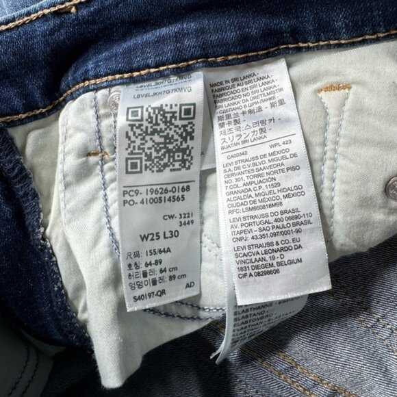 Levi's Women's 311 Shaping Skinny Jeans, Size 25x30 - Picture 3 of 14